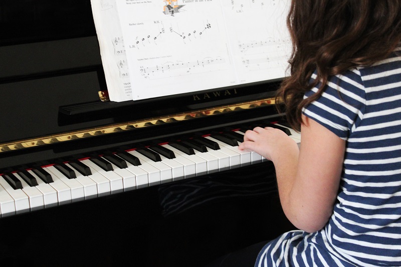 Piano leren spelen voor kinderen