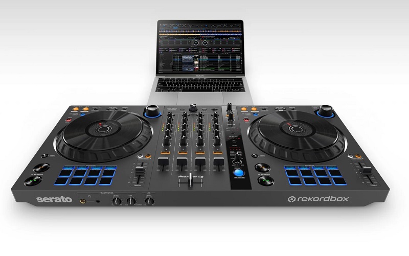 Pioneer DJ DDJ-FLX6-GT is een 4-kanaals DJ-controller 1
